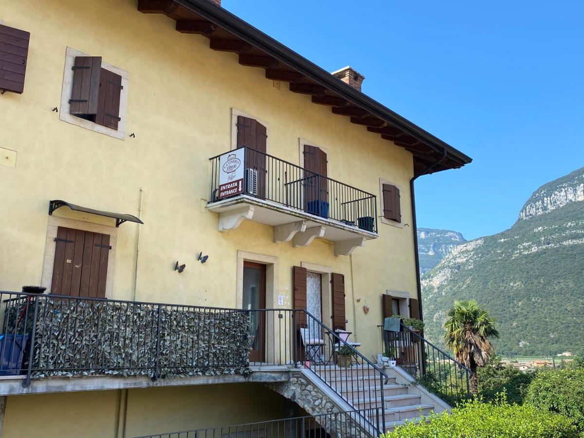 Dolcè La Vineria House - Appartamento Yellow المظهر الخارجي الصورة